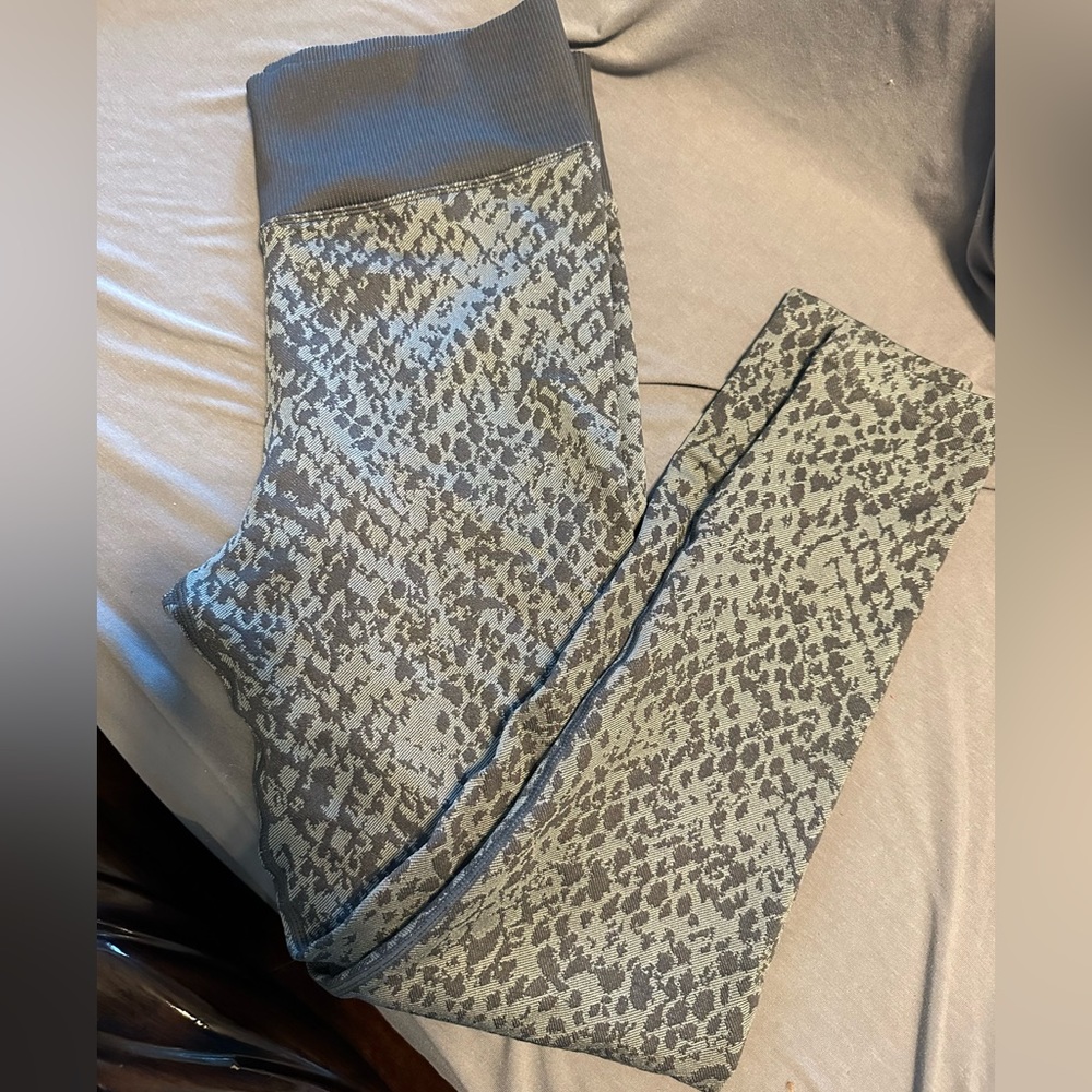 Aerie size medium legging